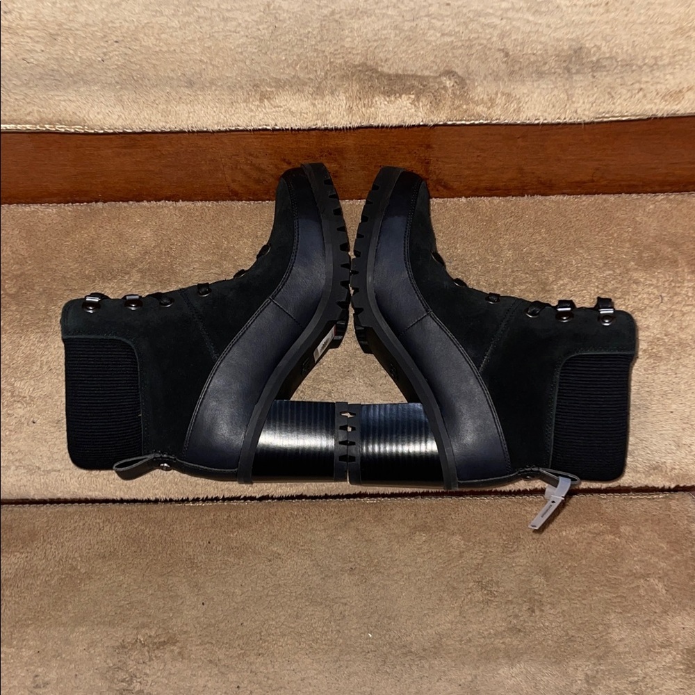NWT UGG Black Heeled Redwood Chelsea Waterproof Slip Resistant Boots SZ Women9.5 - Picture 11 of 13